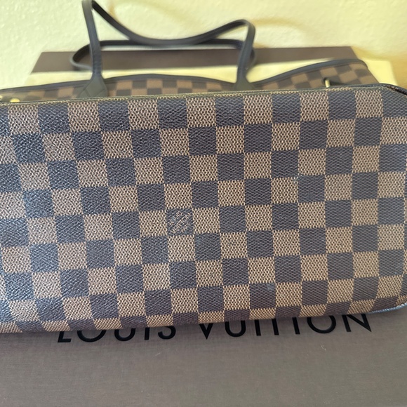 Louis Vuitton Neverfull NM MM Damier tote and wristlet - Picture 9 of 17